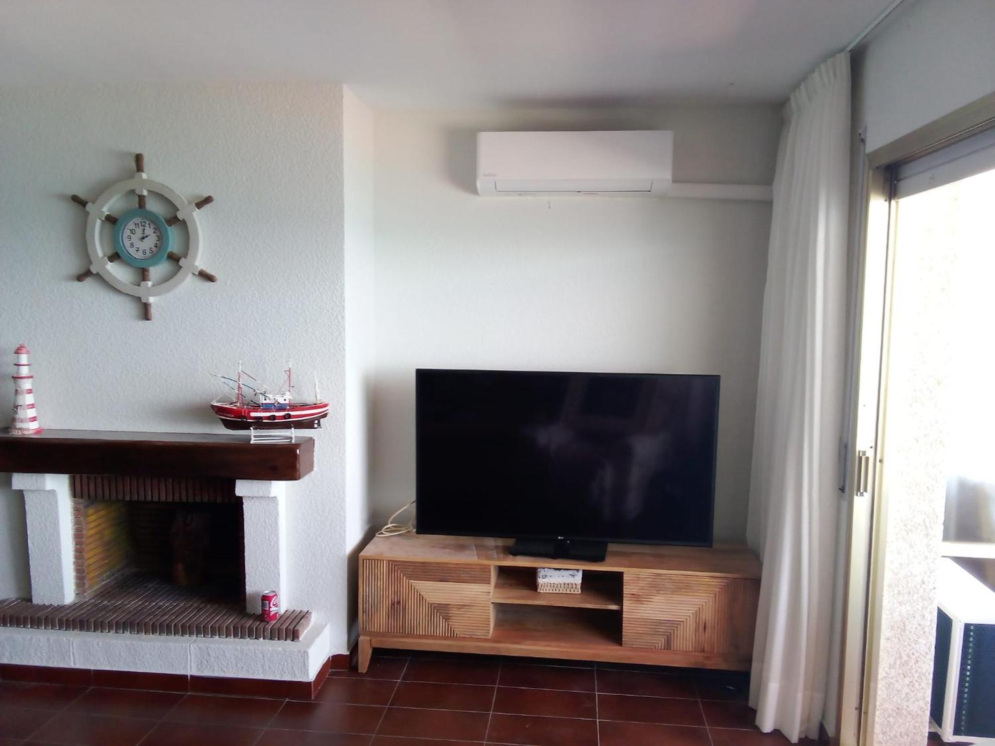 Acogedor Y Amplio Apartamento Familiar A Pie De Playa Калафель Екстер'єр фото