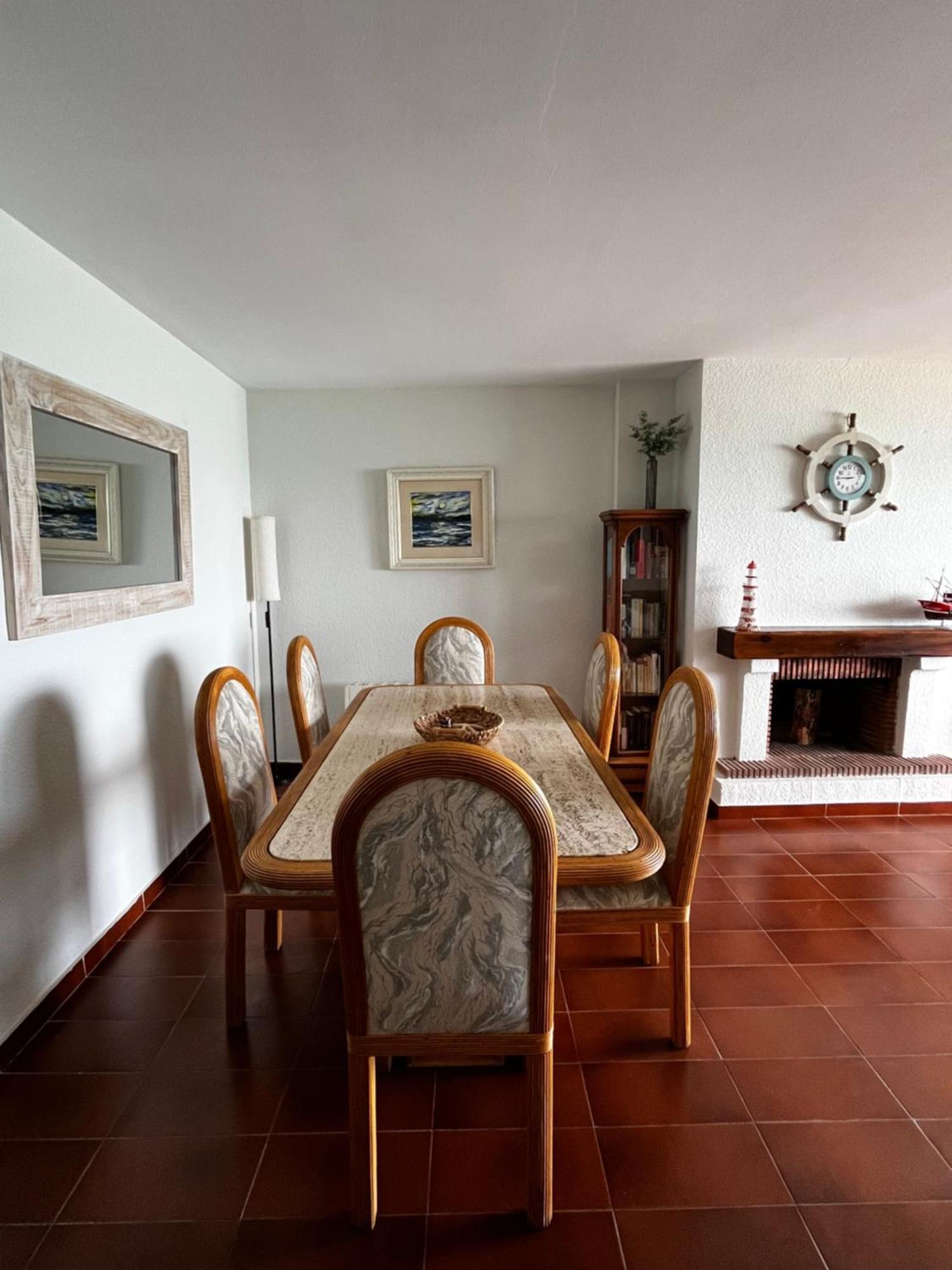 Acogedor Y Amplio Apartamento Familiar A Pie De Playa Калафель Екстер'єр фото